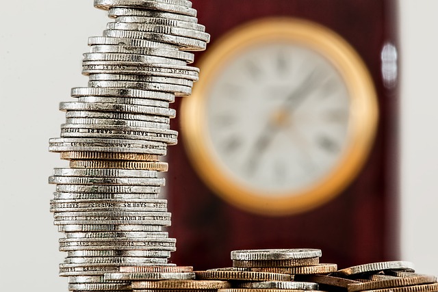 黄金直播间：全球供需博弈深化，库存数据指向新配置思路